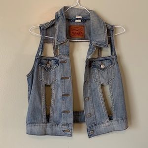 Jean jacket cutouts Levi’s